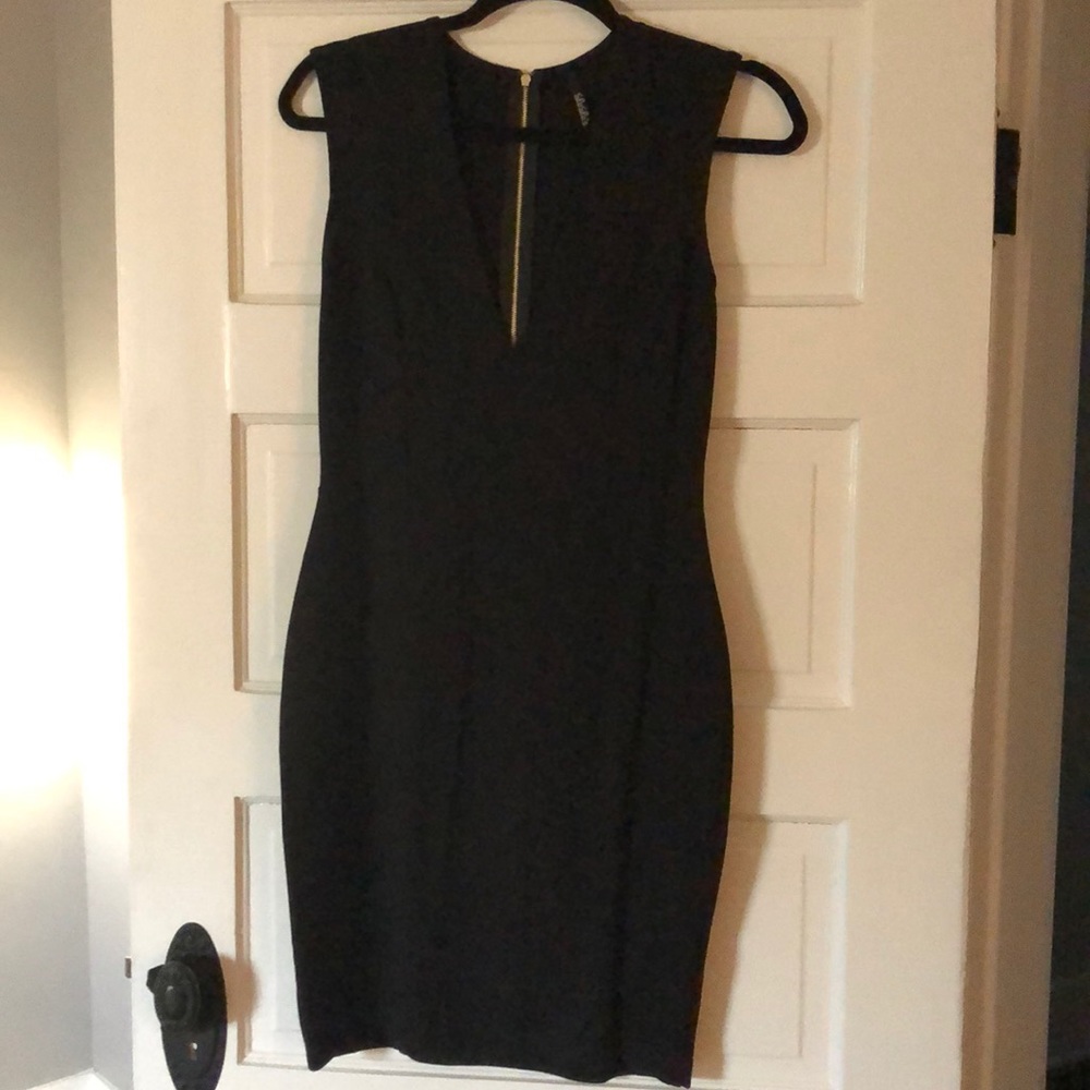 LULU’s deep v little black dress - never worn!
